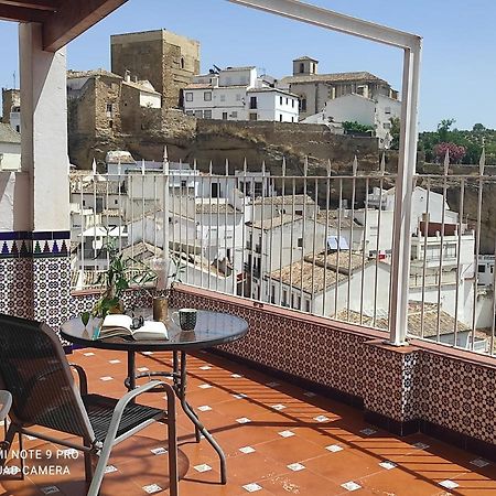 Casa De Las Lanzas Setenil De Las Bodegas Extérieur photo